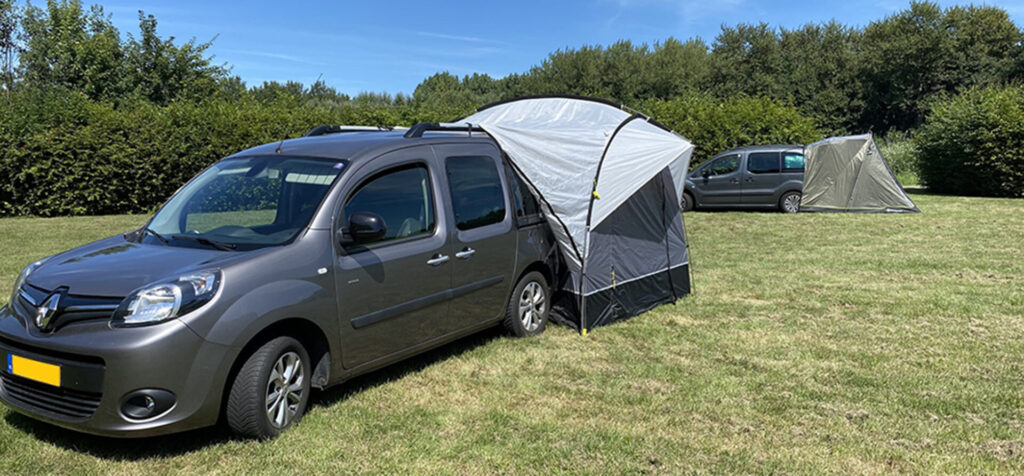Mini campers kleptent en bustent