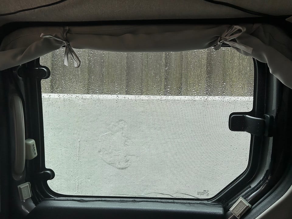 Mini camper gordijnen schuifdeur